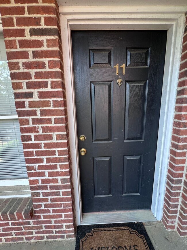 Foto del edificio - 449 Harper Ave