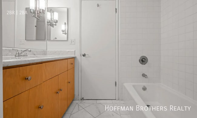 Foto del edificio - 1033 3rd St