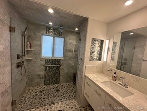 Building Photo - 308 Inlet Way