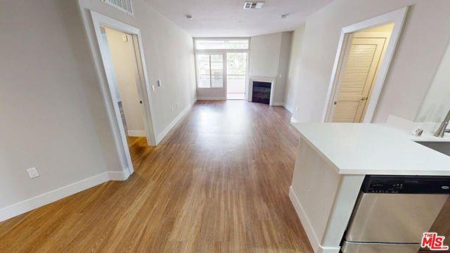 Foto del edificio - 1040 Glendon Ave
