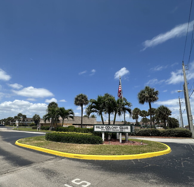 Building Photo - 2 bedroom, 2 bathroom condo across from th...