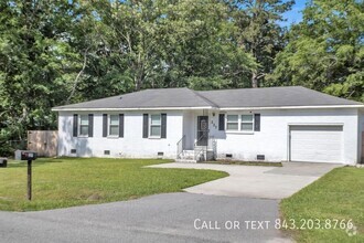 Building Photo - 227 Jean Wells Dr
