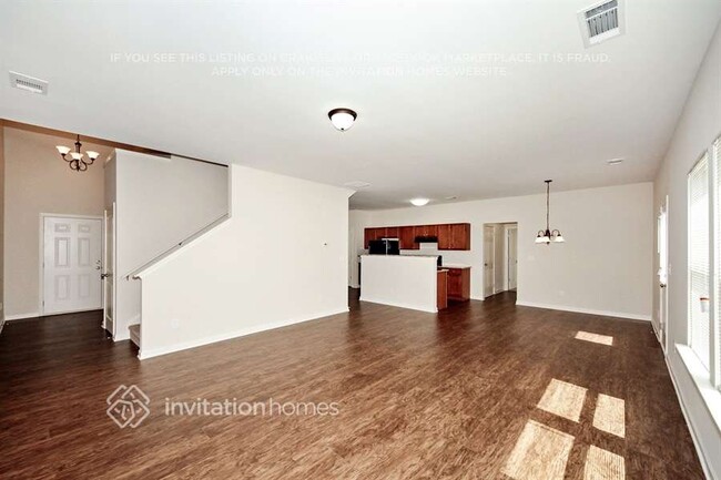 Foto del edificio - 1756 Logan Ridge Cir