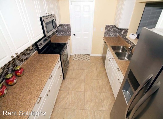 Building Photo - 3 br, 3 bath House - 863 Keene Rd