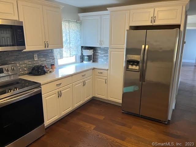 Foto del edificio - 67 Crown St Ext