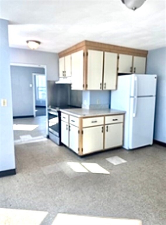 Foto del edificio - 57 Rogers Ave