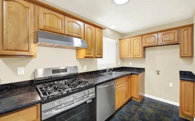 Foto del edificio - Single Family Home Available Now!!