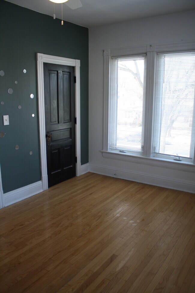 dormitorio - 527 N Broad