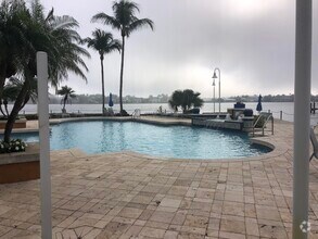 Building Photo - 117 Yacht Club Way