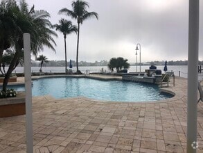 Building Photo - 117 Yacht Club Way