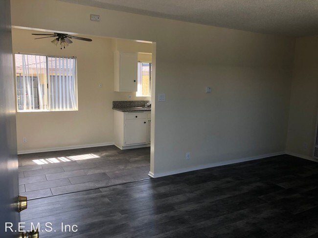 Foto del edificio - 4350 W 130th St