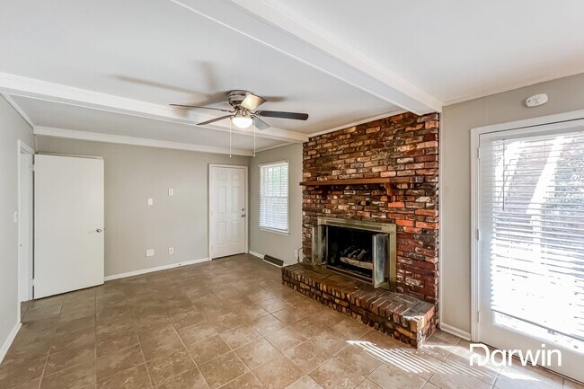 Foto del edificio - 8937 Valley Brook Rd