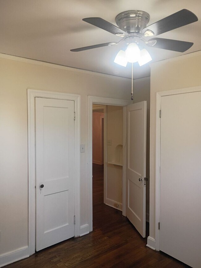 Building Photo - 4 Success Realty is now offering this 3-bedroom 1 bath home