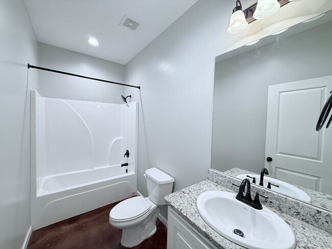 Building Photo - 103 Private Rd 4017