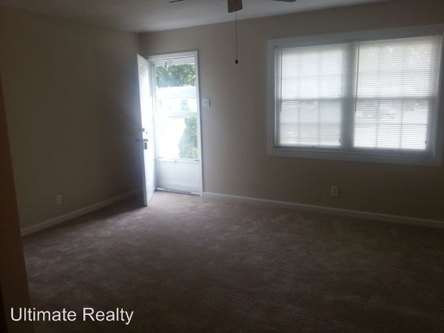 Building Photo - 33 Juno Dr