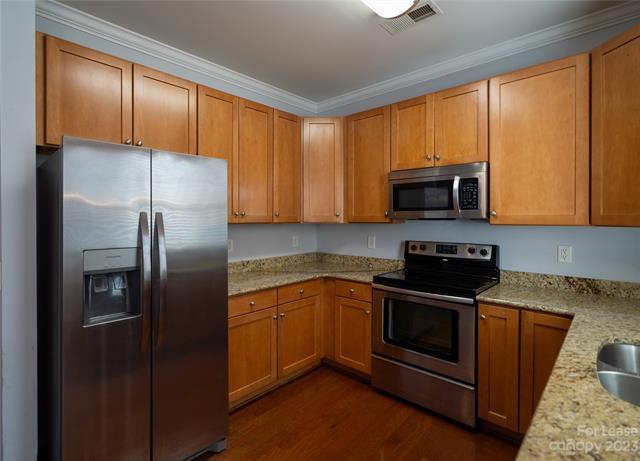 Foto del edificio - 3137 Maywood Dr