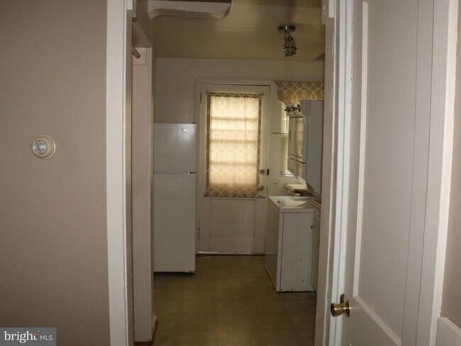 Foto del edificio - 58 Thompson Cir