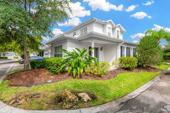 Building Photo - Grand Hampton Townhouse