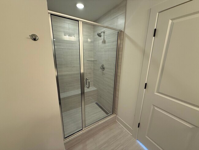 Building Photo - 15330 Oasis Sun Aly