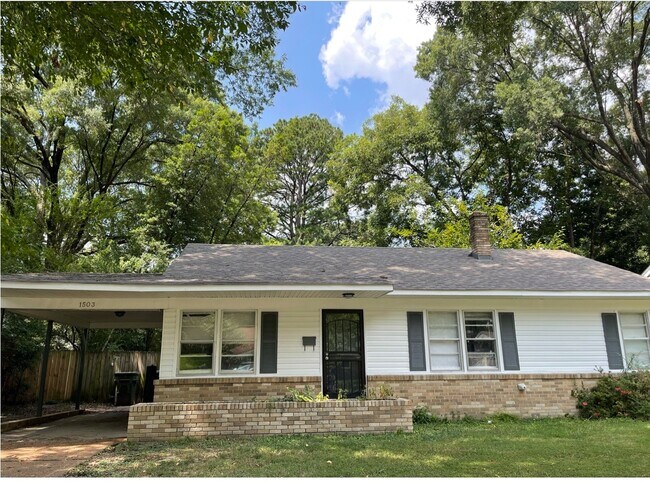 Foto del edificio - 1503 Hopewell Rd