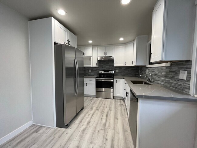Foto del edificio - Fully Remodeled Gem in the heart of Des Mo...