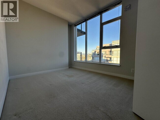 Building Photo - 8033 Saba Rd