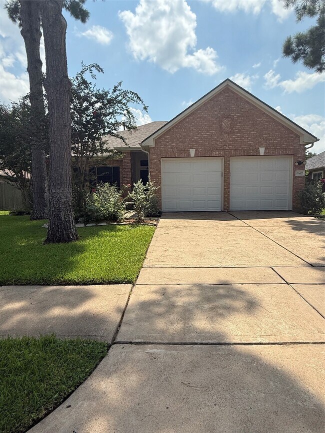 Foto del edificio - 18407 Maple Mill Dr