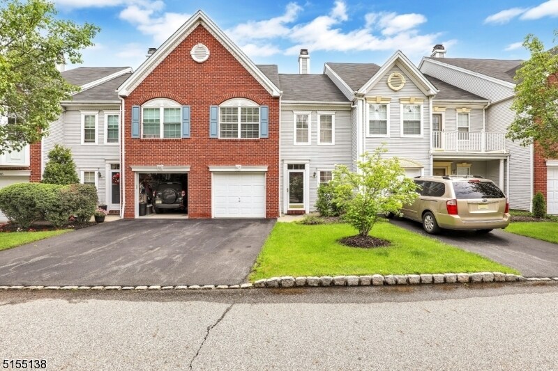 Foto principal - 87 Heritage Ct