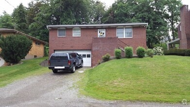 Building Photo - 316 Tarragonna St