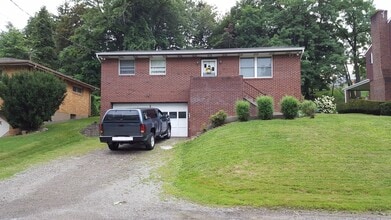 Building Photo - 316 Tarragonna St
