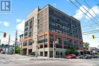 Building Photo - 427 Aberdeen Ave