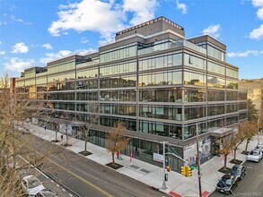 Building Photo - 38-20 Parsons Blvd