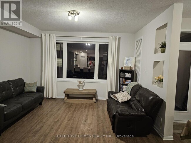 Building Photo - 417 Cope Dr