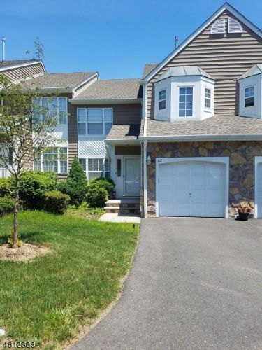 Foto principal - 62 Knoll Ct