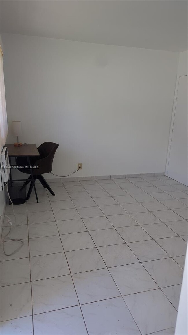 Foto del edificio - 1546 Arthur St