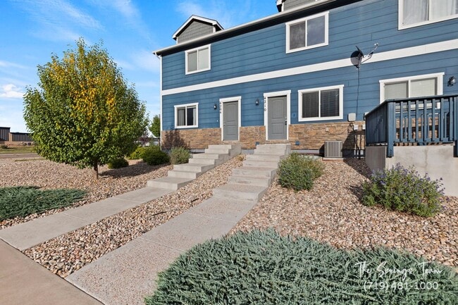Foto del edificio - MODERN COMFORT IN LINCOLN COMMONS COMMUNITY IN WIDEFIELD | 3BD/3.5BA - Security Deposit Waiver Av...