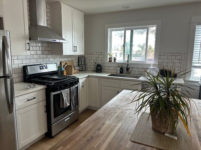 Foto principal - 1825 S Tremont St