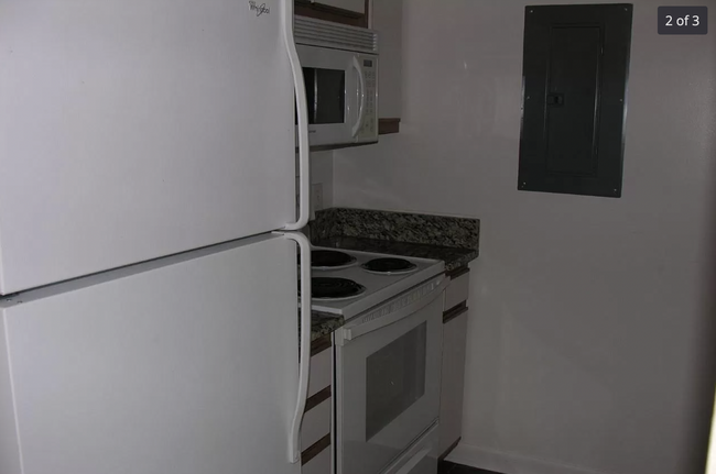 Foto del edificio - 1321 Crab Orchard Dr