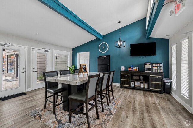 Interior Photo - 51 Ten Townhomes