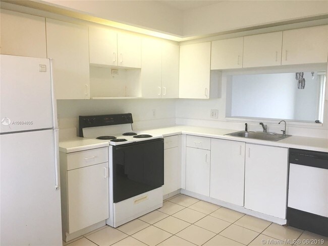 Foto del edificio - 12550 SW 15th St