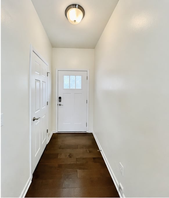 Foto del edificio - 351 Cardwell Ln