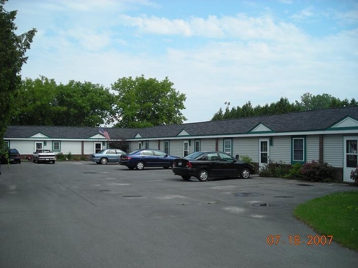 Building Photo - 118 Sailly Ave