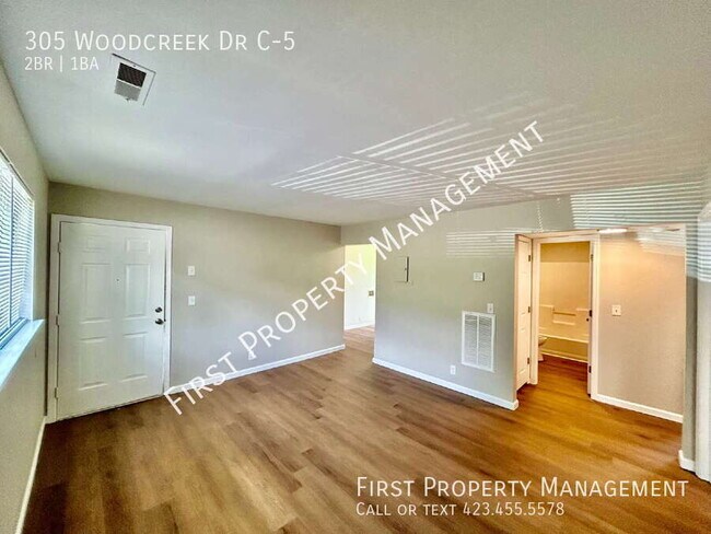 Foto del edificio - 305 Woodcreek Dr C