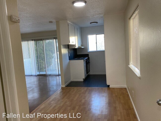 Foto del edificio - 1 br, 1 bath House - 10 Moss Ave #25