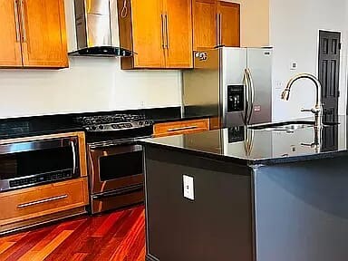 Foto del edificio - 111 Seaton Pl NW