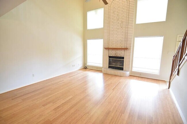 Foto del edificio - 4721 Stagecoach Trail