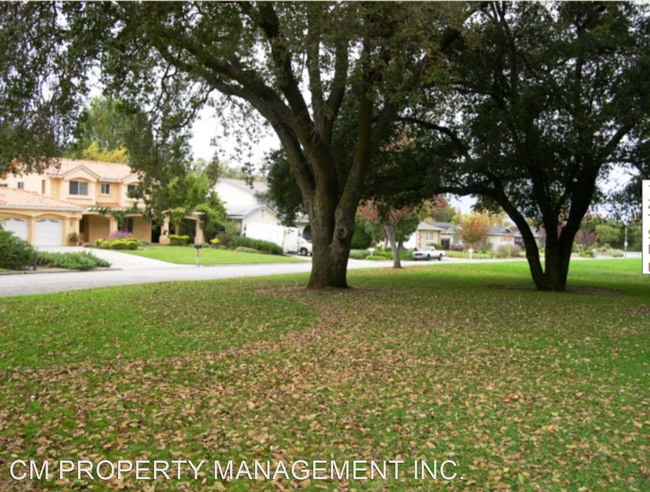 Building Photo - 4 br, 2.5 bath House - 116 Granada Way