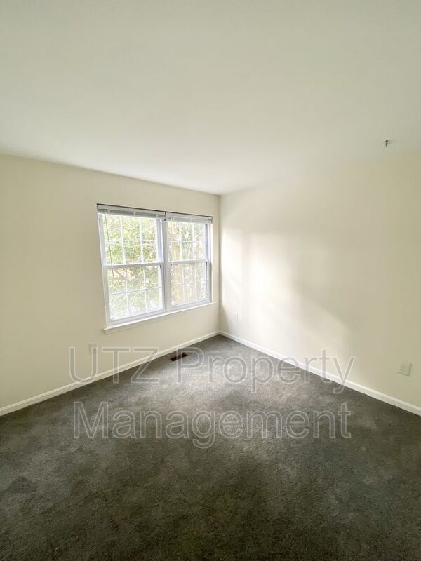 Building Photo - 8711 Gilly Way