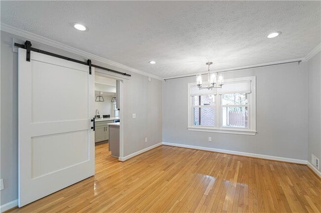 Building Photo - 3238 Henderson Walk