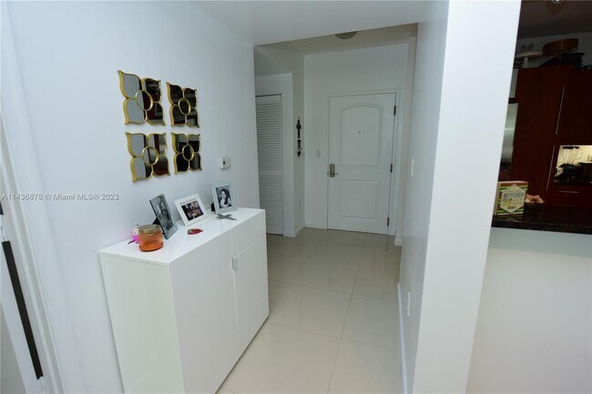 Building Photo - 7355 SW 89th St